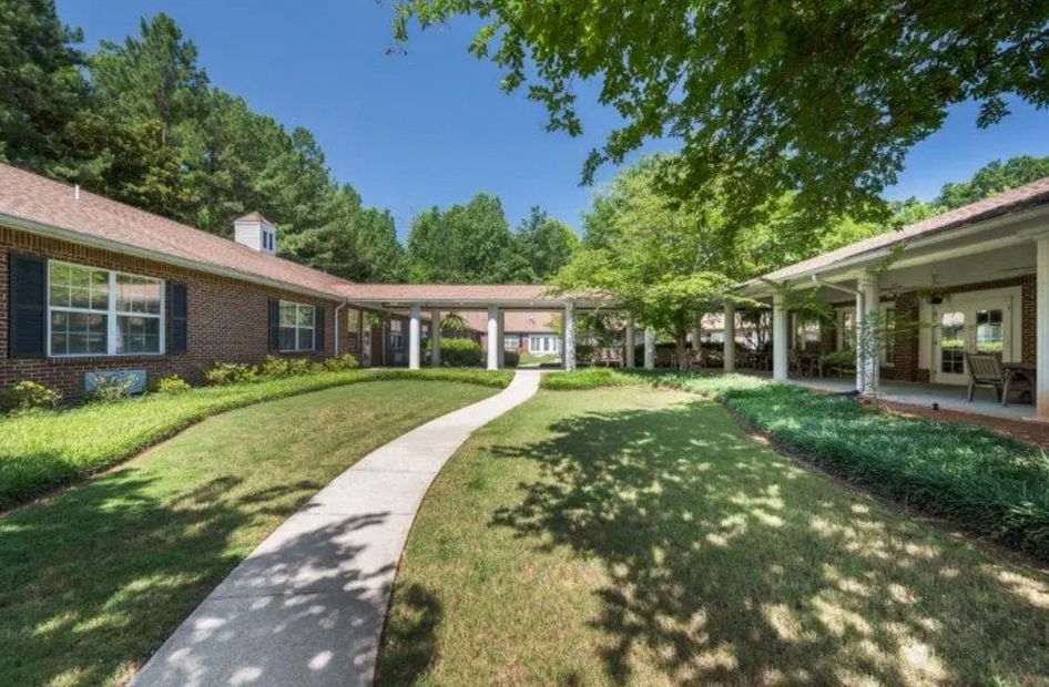 Briar Glen 570 Southland Dr Hoover AL 35226 Senior Living Guide