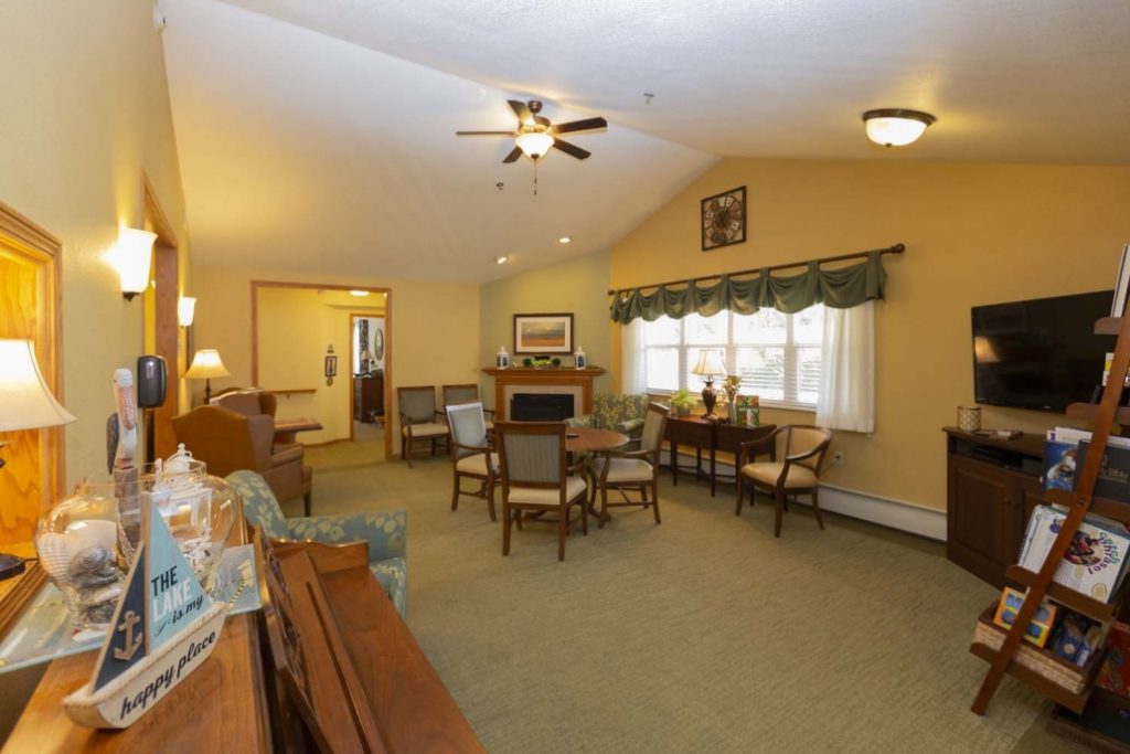 Oshkosh, WI Assisted Living Lakepoint Villa Assisted Living