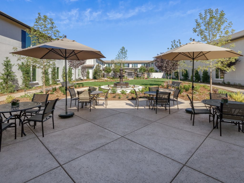 Oakmont of El Dorado Hills 2020 Town Center West Way El Dorado Hills CA 95762 Senior Living Guide