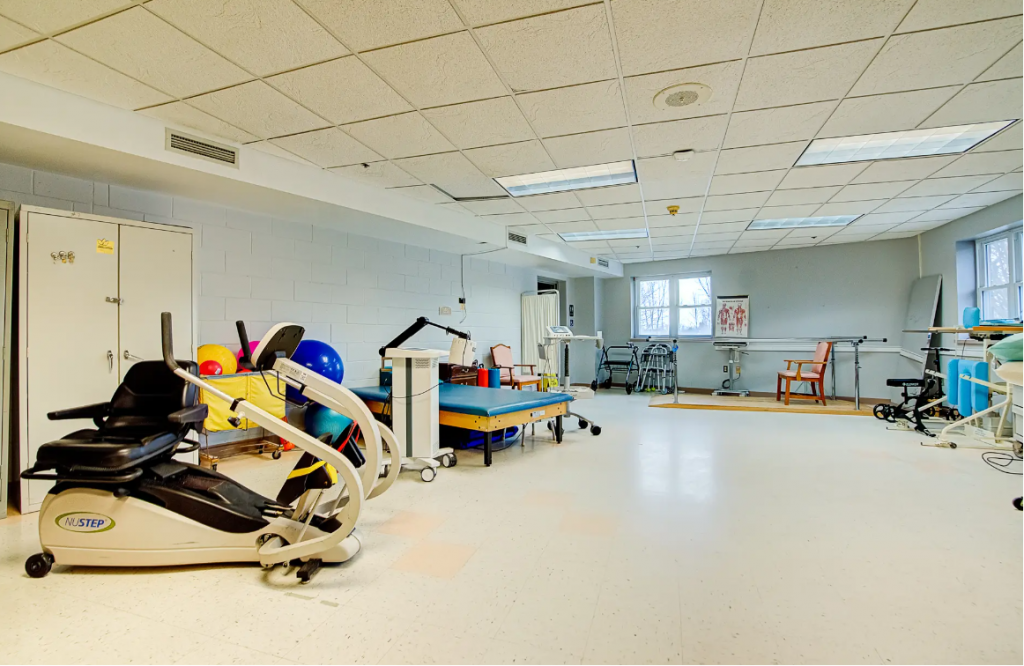 Skilled Nursing & Rehab in Omro WI Omro Care Center