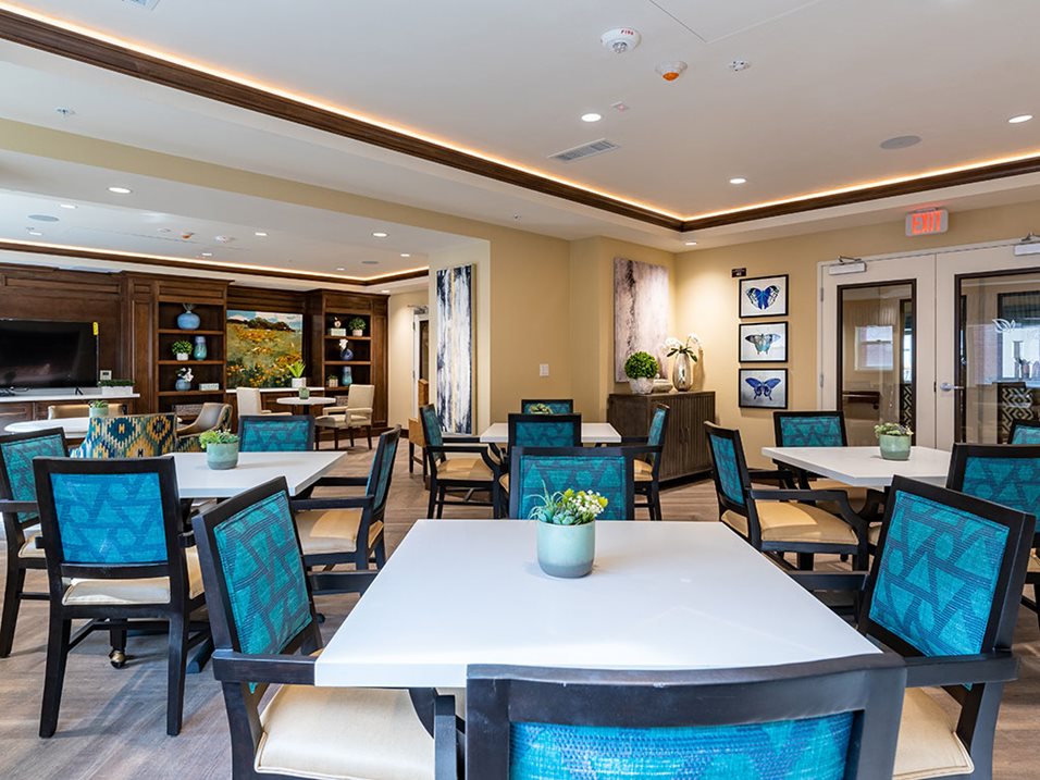 Hollywood Hills, A Pacifica Senior Living Community 1745 N. Gramercy