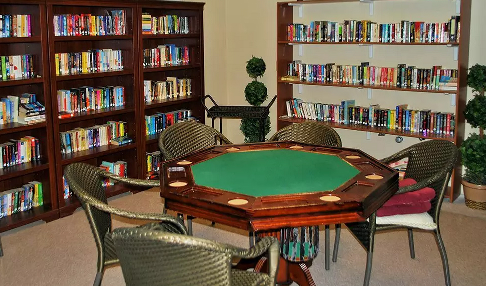 Roseville Commons 275 Folsom Road Roseville CA 95678 Senior Living Guide