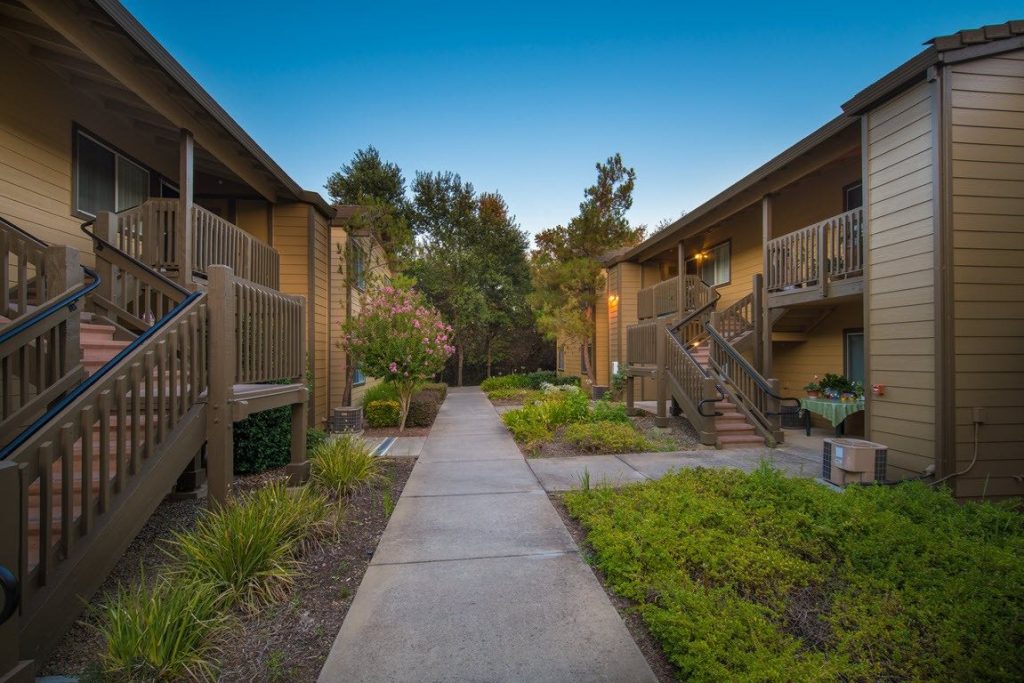 Vintage Woods 8780 Madison Avenue Fair Oaks CA 95628 Senior Living Guide