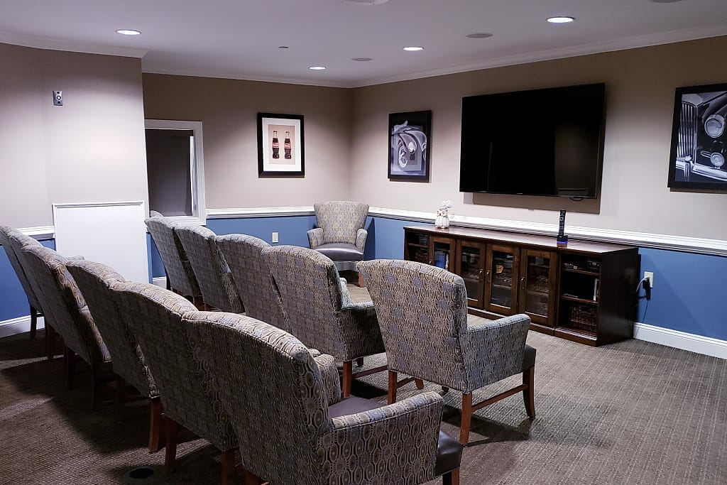 Personal and Memory Care in Phoenixville PA Woodbridge Place