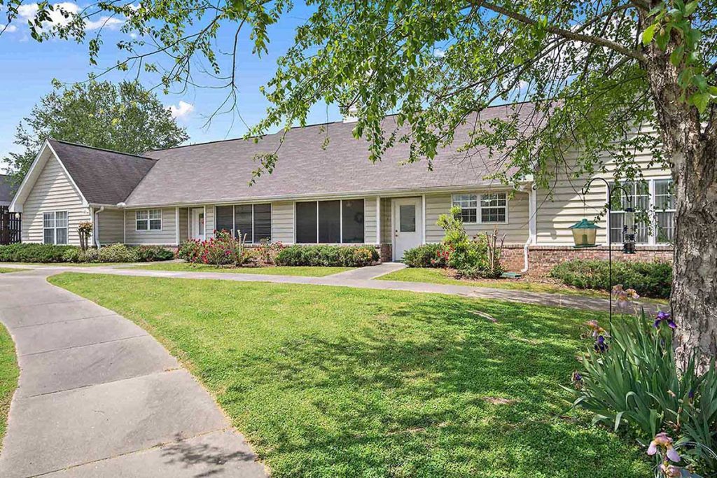 HarborChase of Jasper 2100 Viking Drive Jasper AL 35501 Senior Living Guide