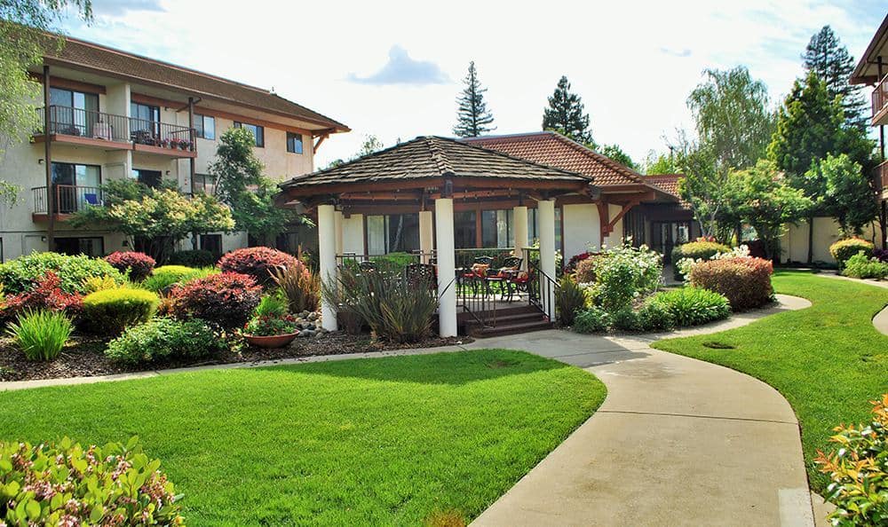 Roseville CA Independent Senior Living Roseville Commons