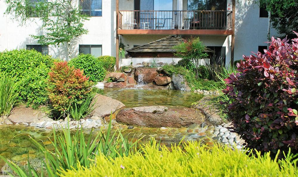 Roseville CA Independent Senior Living Roseville Commons