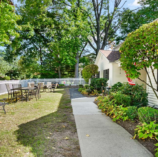 Cresskill NJ Memory Care Fox Trail at Cresskill