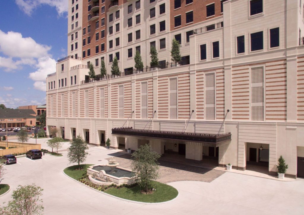 Houston Upscale Senior Living The TraditionWoodway